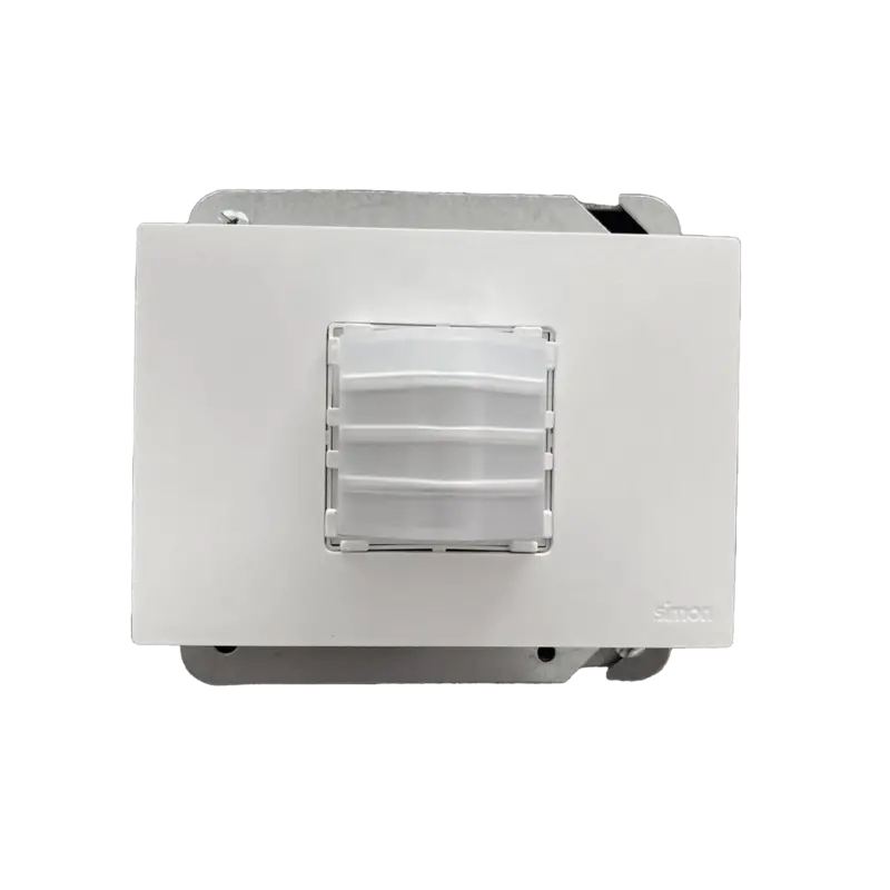 Marco blanco con placa metalica para caja americana