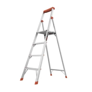 Escalera con 4 peldaños de 1.8 metros de aluminio.